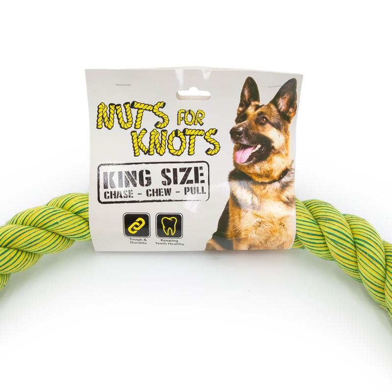 Detailaufnahme Etikett eines grünen Nuts for Knots Kingsize Schleppseils von Happy Pet