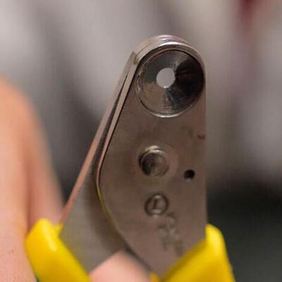 Sicherste Krallenschere für Zuhause ZenClipper von PerAnimal in den Größen XXS bis XXL Detailaufnahme