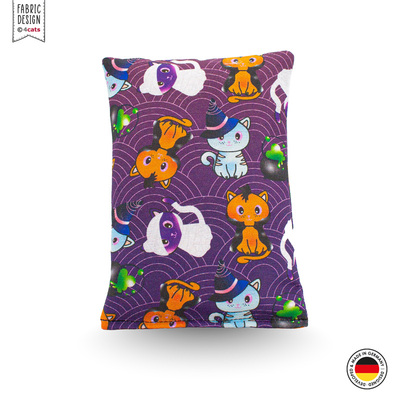 Raschelkissen für Katzen, Grundfarbe lila, mit Halloween-Katzen-Motiven, Ansicht von vorne