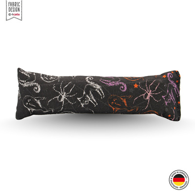 Spielrolle aus Stoff für Katzen, Grundfarbe schwarz, mit Spinnen- und Geister-Motiven, Vorderansicht