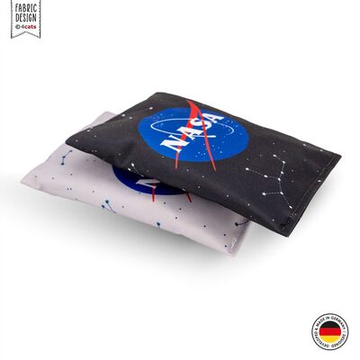 4cats Katzenspielzeug Space Kollektion Raschelkissen liegend