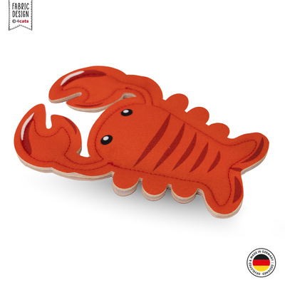 Katzenspielzeug aus Stoff, mit Kräutern gefüllt, in Form eines Hummers, orange mit Augen, liegend