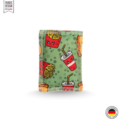 Katzen-Schmusekissen, in grünem Design mit Burger- und Fritten-Motiven aus der Kawaii Food Kollektion, Vorderansicht