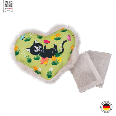 4cats Katzenspielzeug Lucy Kollektion Herz und zwei Kräuterbeutel