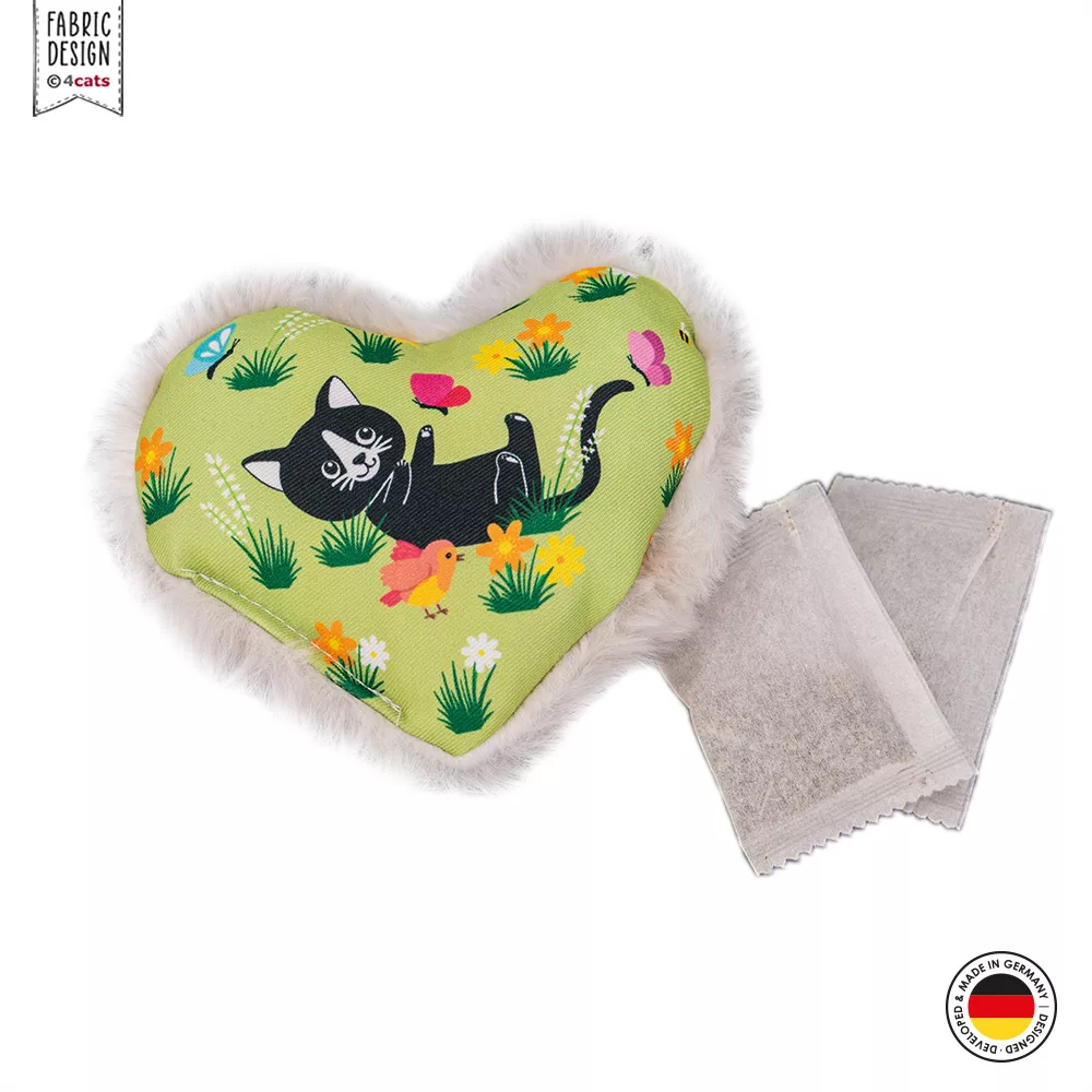 Katzenspielzeug Lucy Kollektion Herz vorne mit Nachfüllbeutel